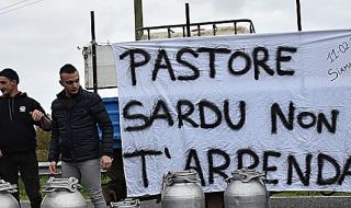 proteste dei pastori sardi