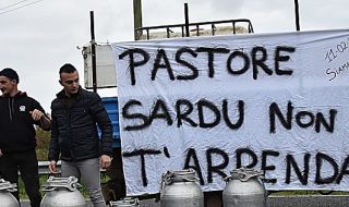 proteste dei pastori sardi