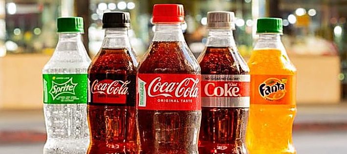 Coca Cola in bottiglia riciclata